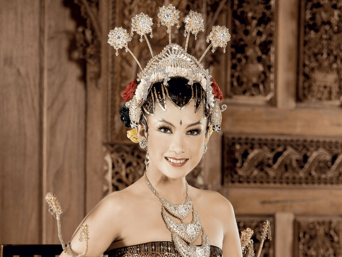 Pengantin Keraton Jawa Paes Ageng — Kelas Master Medina Studio