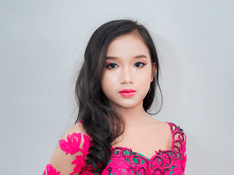 Makeup Editorial