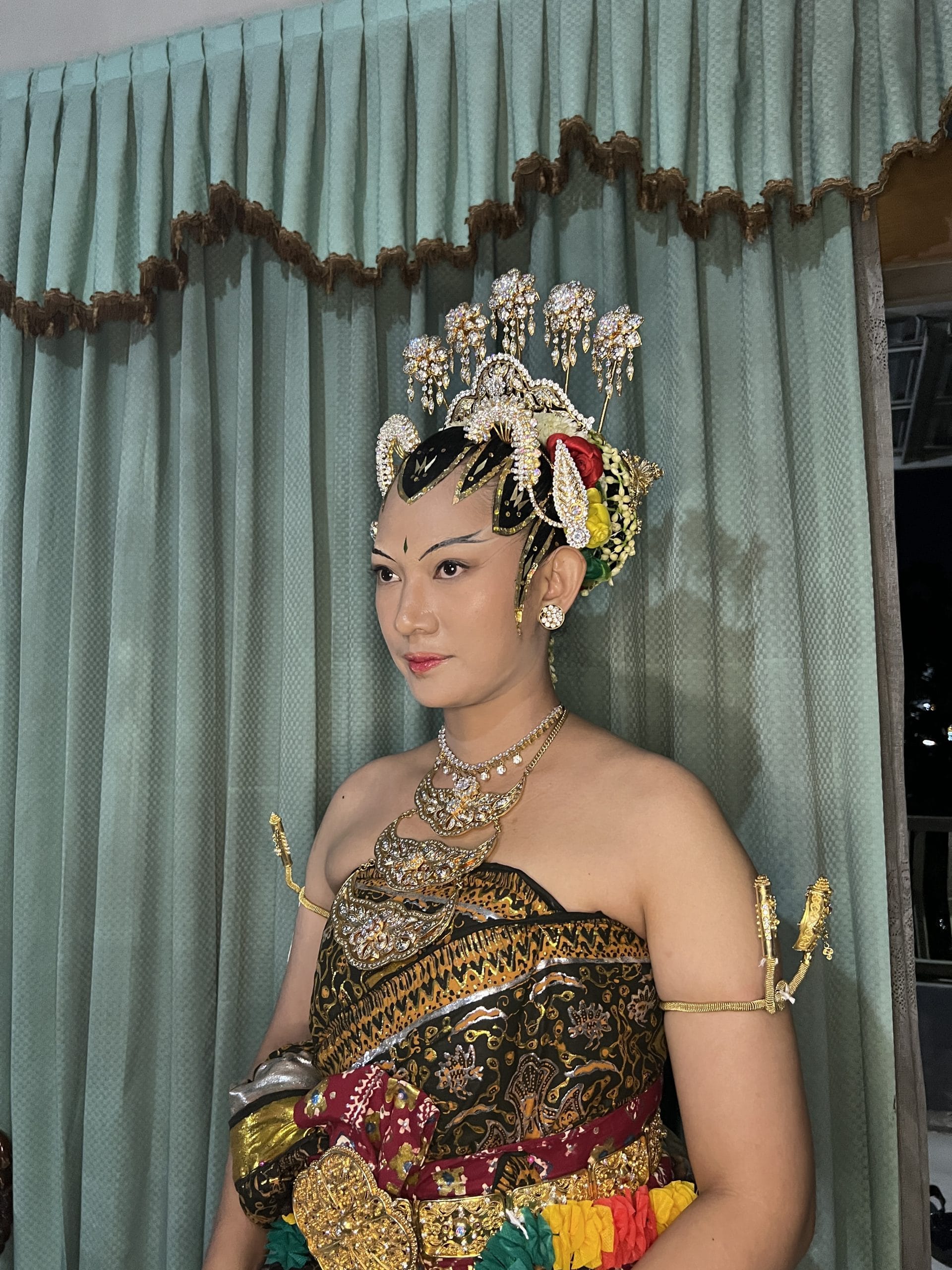 Seni Dodotan pengantin keraton — Kelas Master Medina Studio